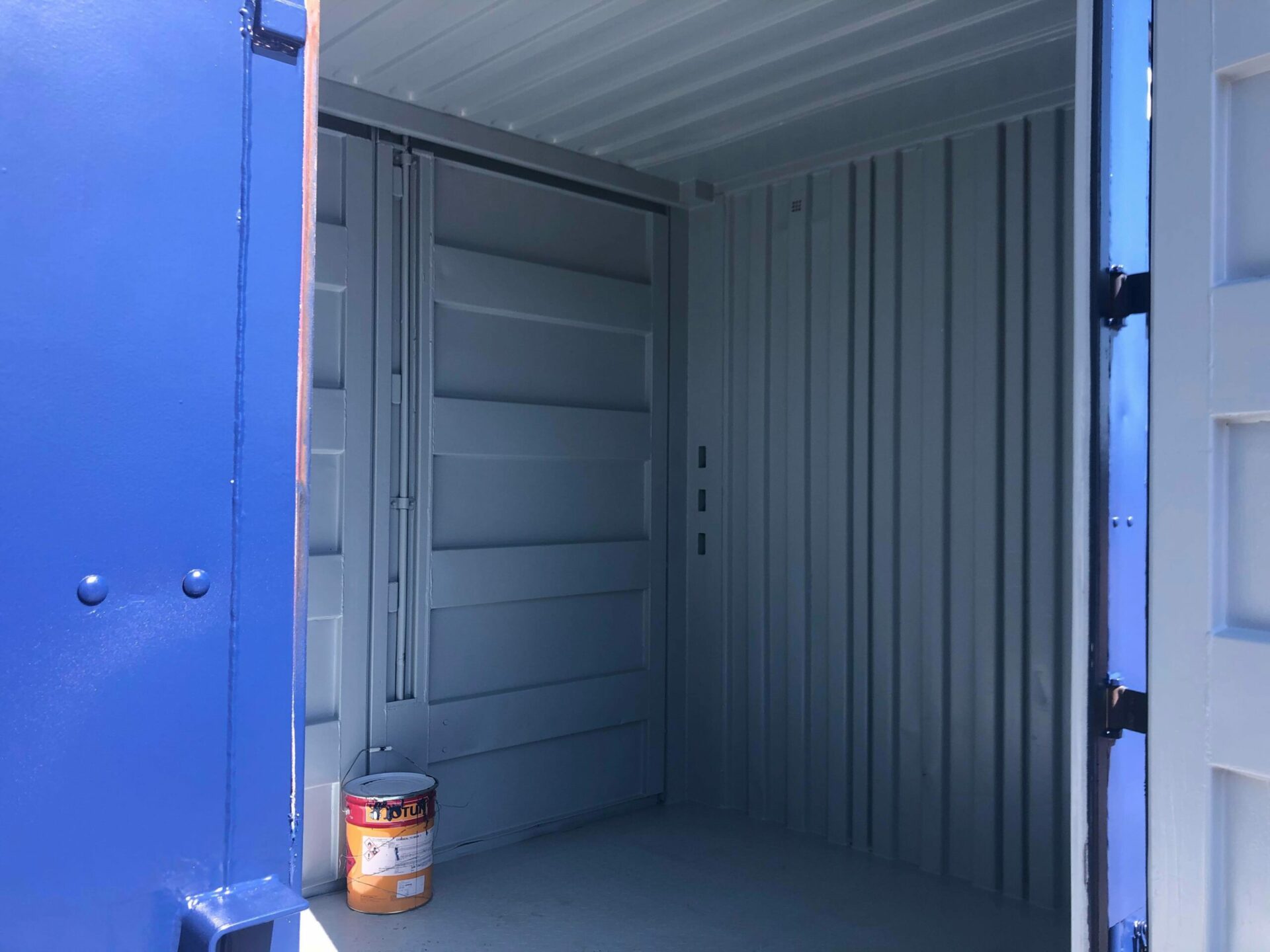 20ft-Dual-Sidedoor-Container-Inside-scaled